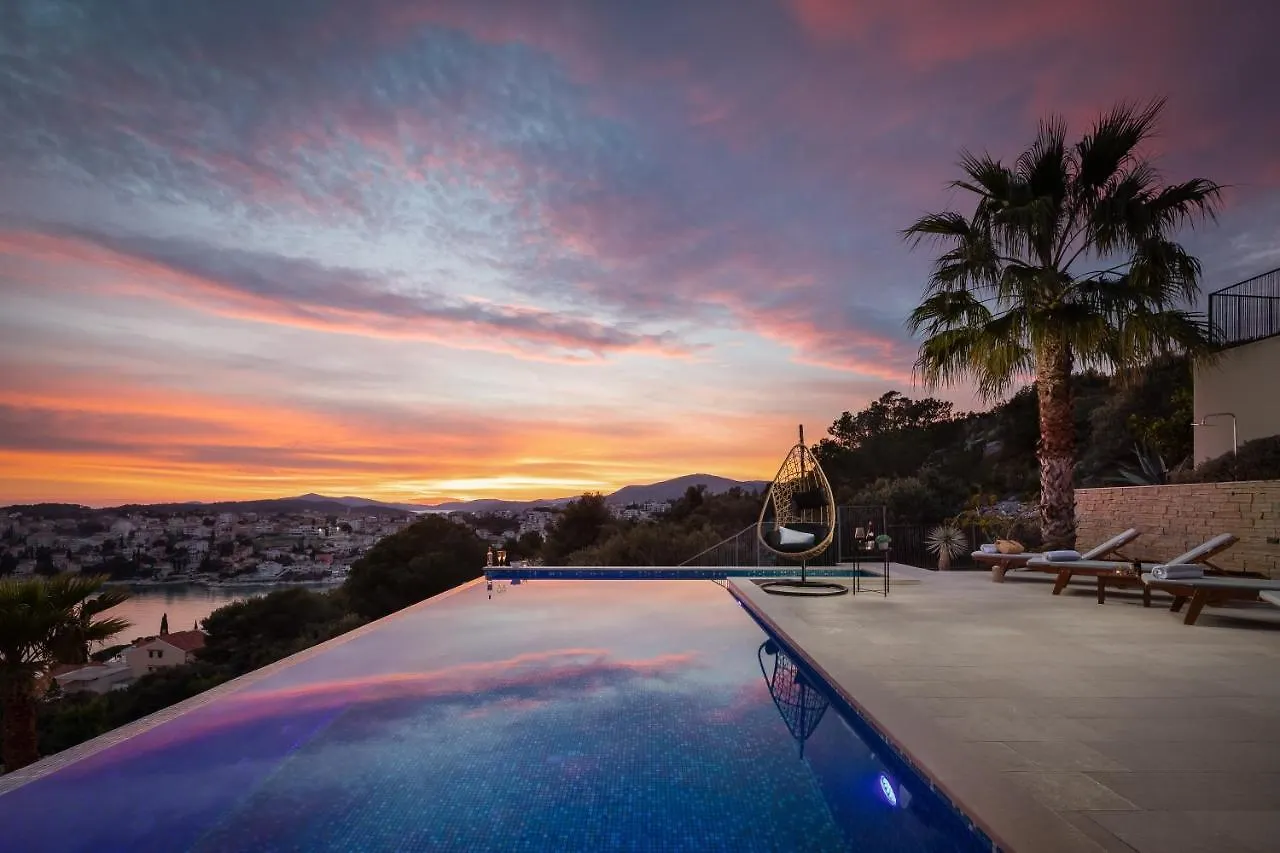 Luxury Villa Black Pearl With Pool Trogir Croatia