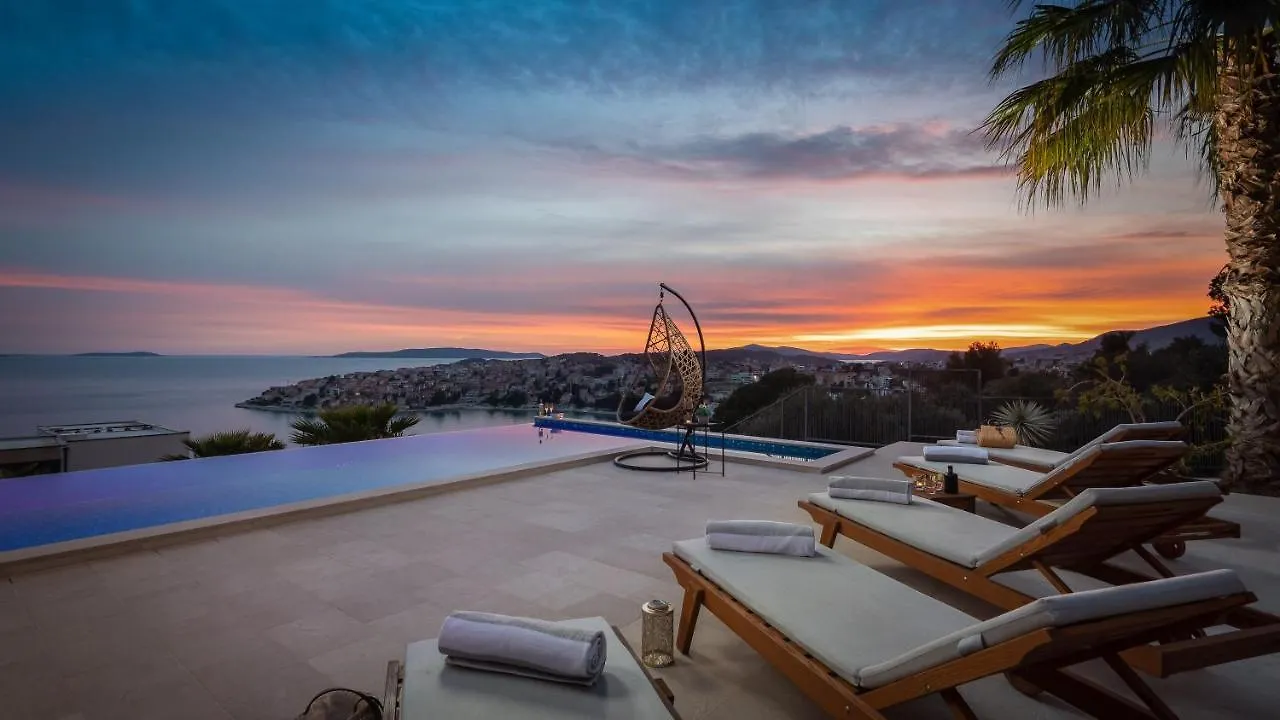 Luxury Villa Black Pearl With Pool Trogir Croatia